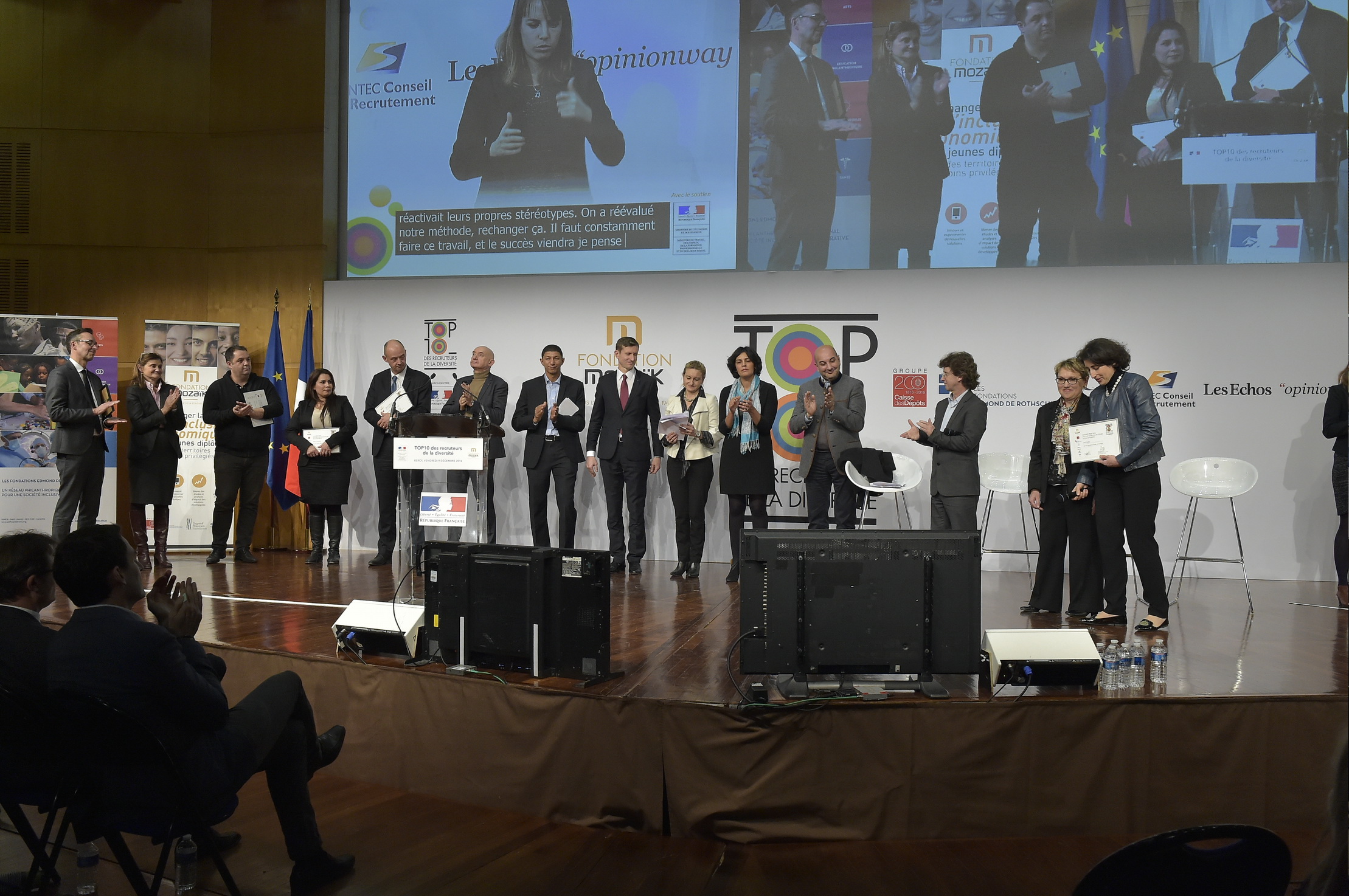 Image décorative du lancement de l'événement du Top 10 des recruteurs de la diversité.